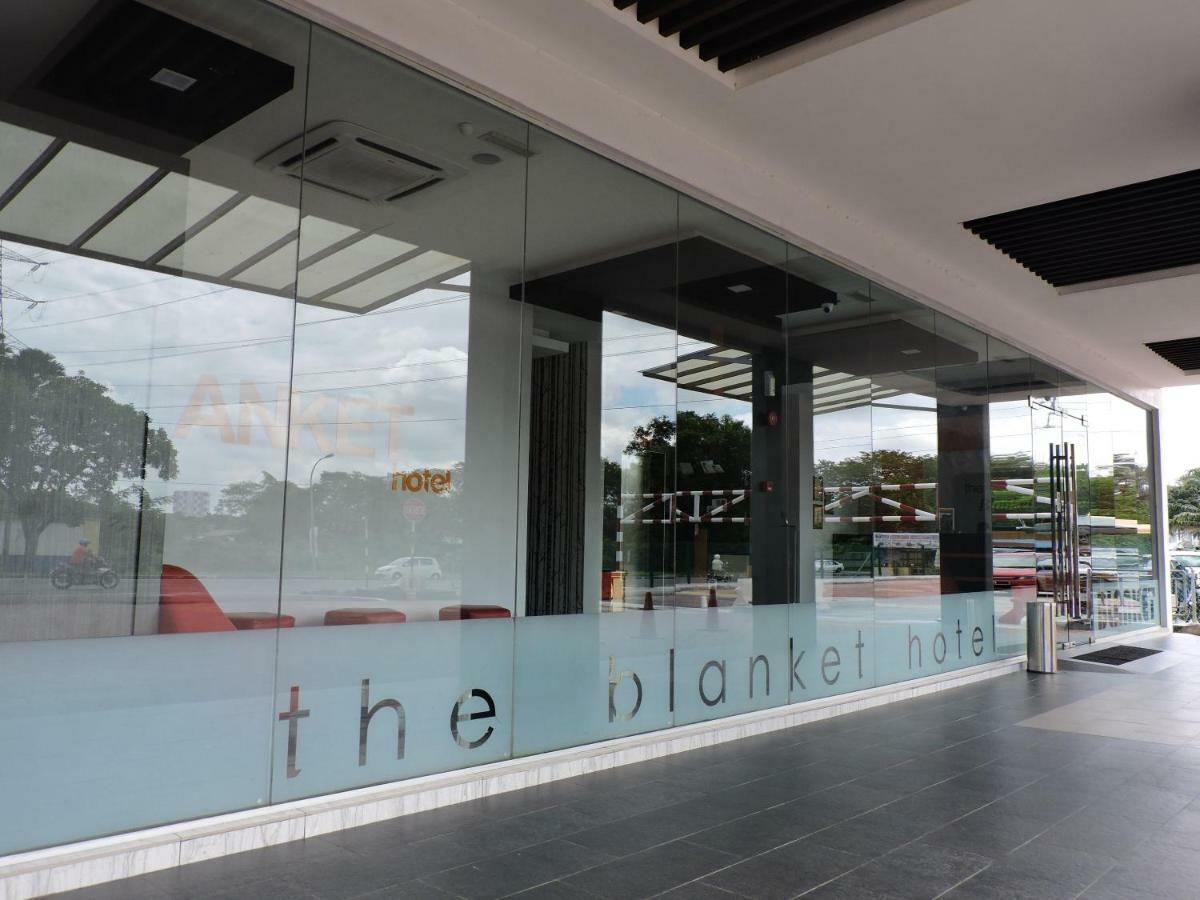 The Blanket Hotel Seberang Jaya Перай Екстериор снимка